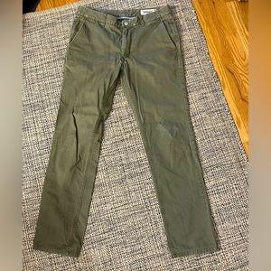 Bonobos Olive Green Washed Chinos Slim Tailored. 32x30